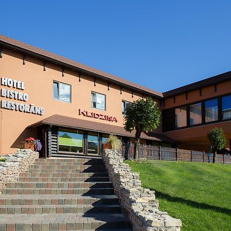 Restaurant&Hotel Klidzina Skriveri Exterior foto